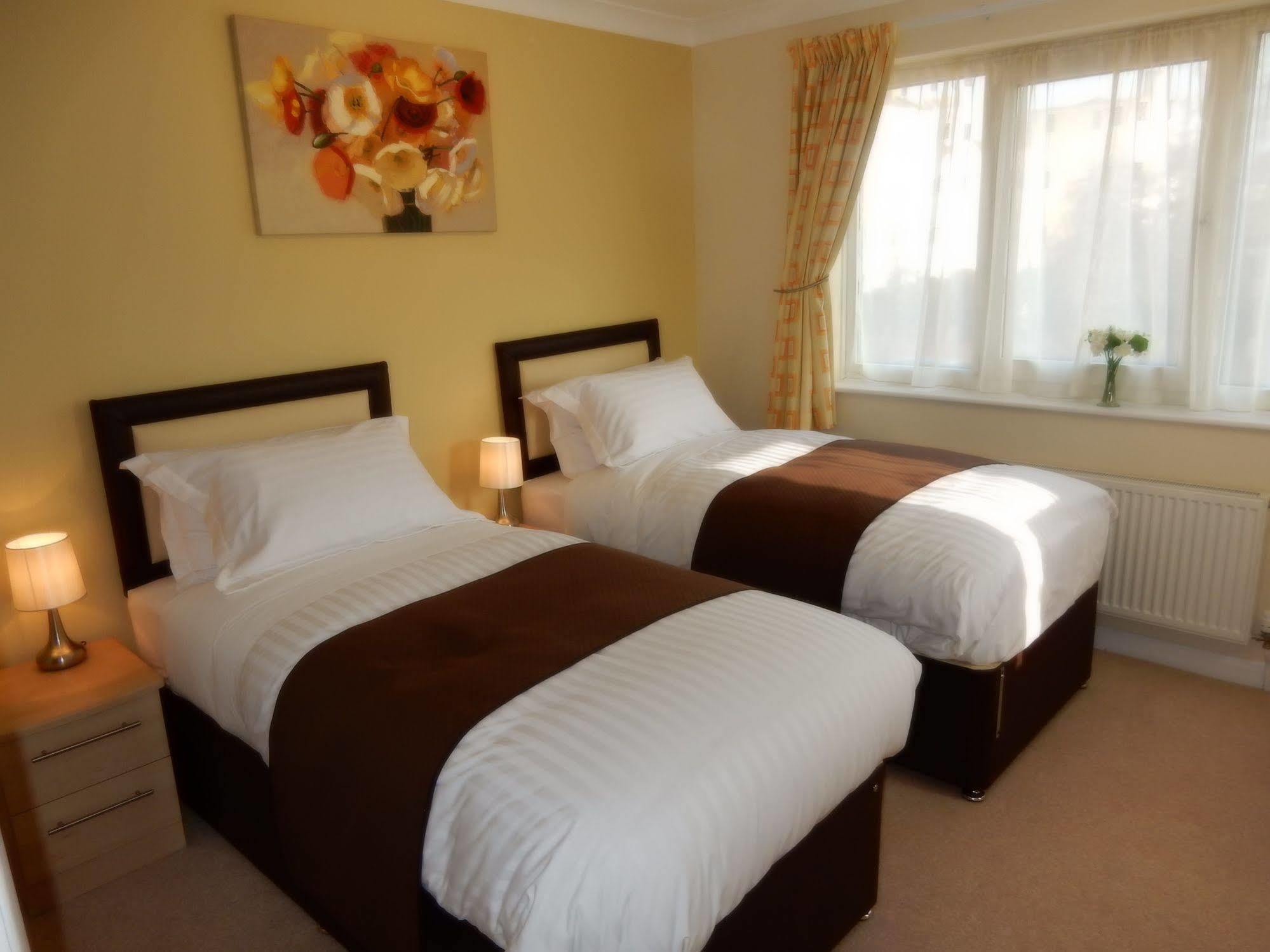 Bed and Breakfast Abbots Lee - Adults Only Cheltenham Esterno foto